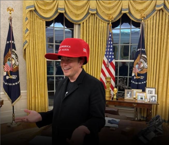 Tarifaço de Trump deixa Elon Musk U$$ 13,3 bilhões mais pobre